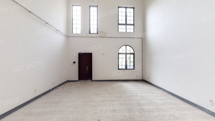 融创凡尔赛花园二手房实景图