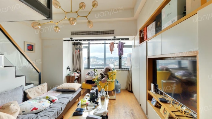 众安时代广场二手房实景图