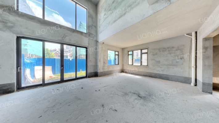 保利紫山紫泉别墅二手房实景图