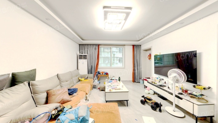 太阳公寓小区二手房实景图