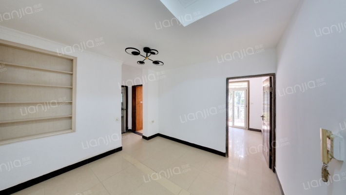 江南水乡B区二手房实景图