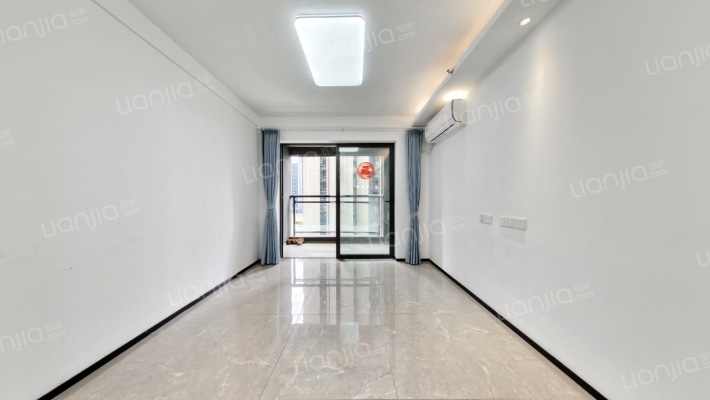 新城燕澜和鸣花园二手房实景图