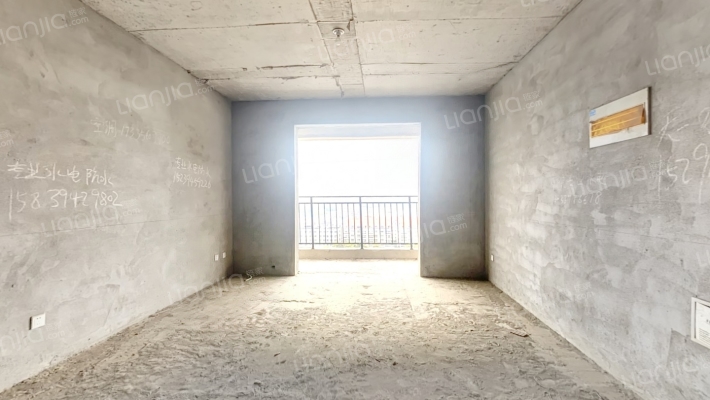 我爱我家周运佳园二手房实景图