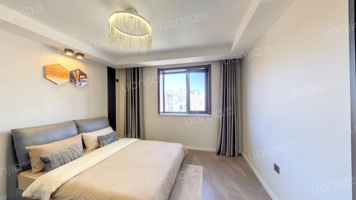 东亚里二手房实景图