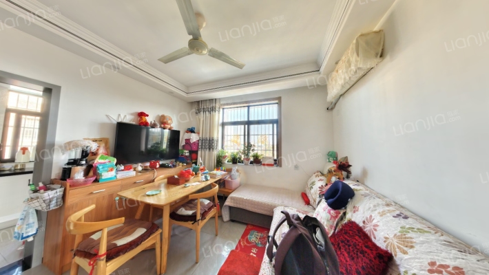 市府路南一巷二手房实景图