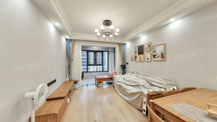 滨江学府M1区二手房实景图