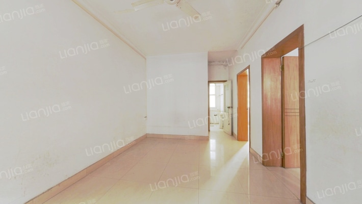 焦家台工行家属院二手房实景图