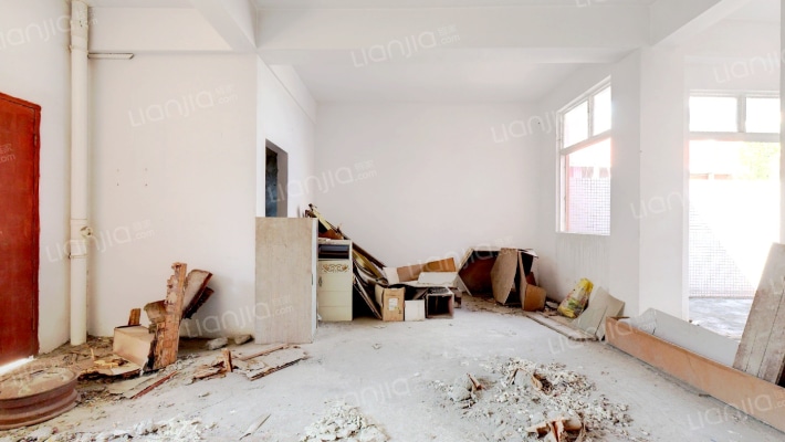 民众镇商业街二手房实景图