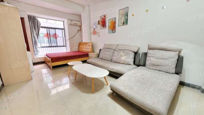 领尚时代二手房实景图