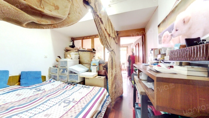 吉浦路615弄二手房实景图