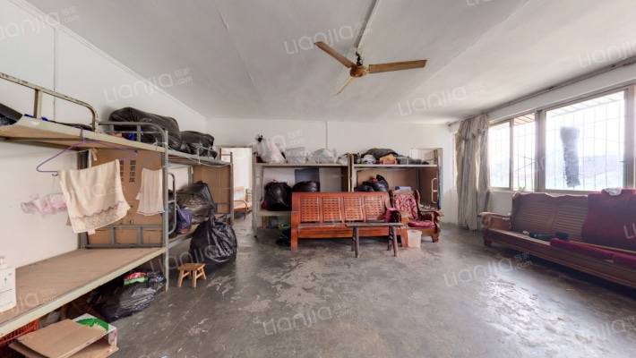 龙兴苑小区二手房实景图