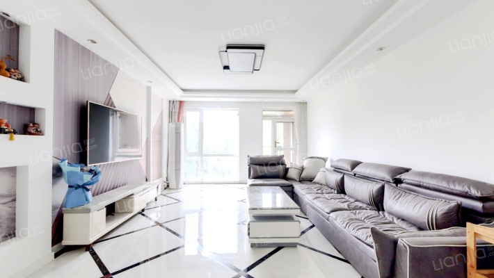 中旅国际小镇一期西区二手房实景图