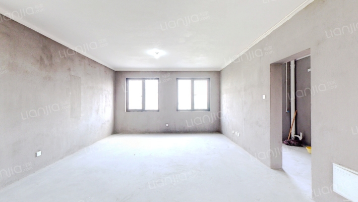 藏绿园二手房实景图