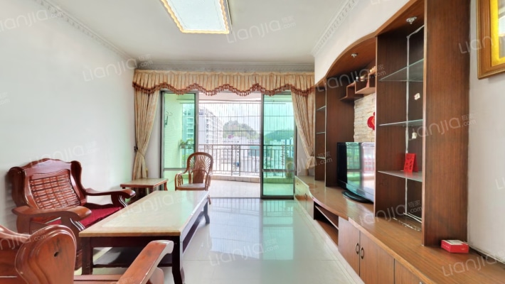 金輝新苑二手房实景图