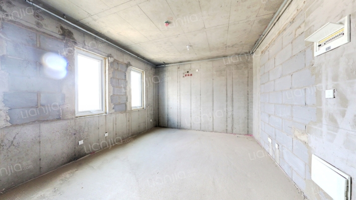 长安金茂悦二手房实景图