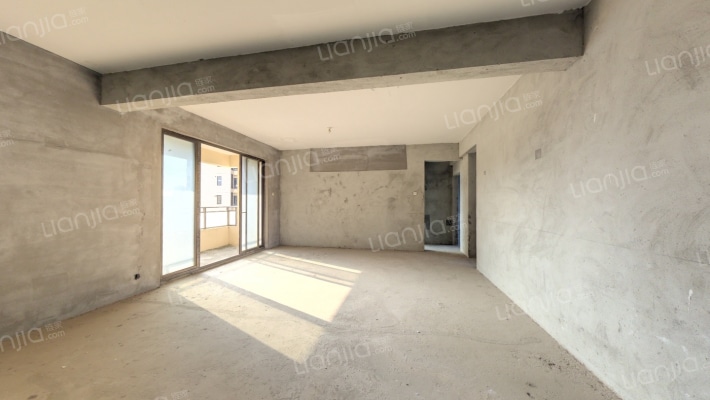 金地湖山大境二期二手房实景图