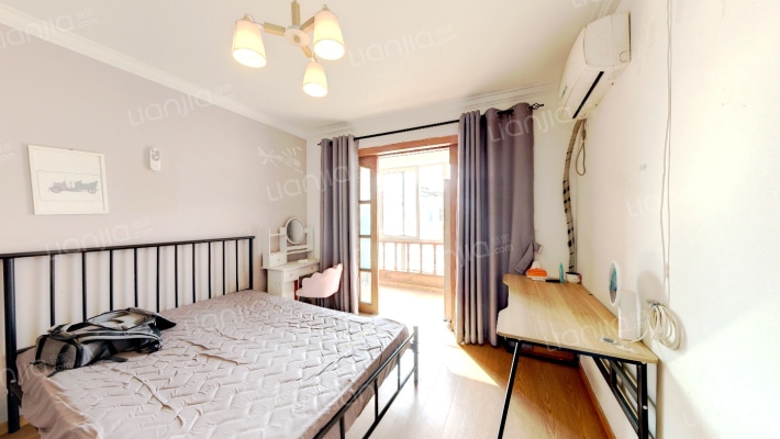 岚皋馨苑二手房实景图