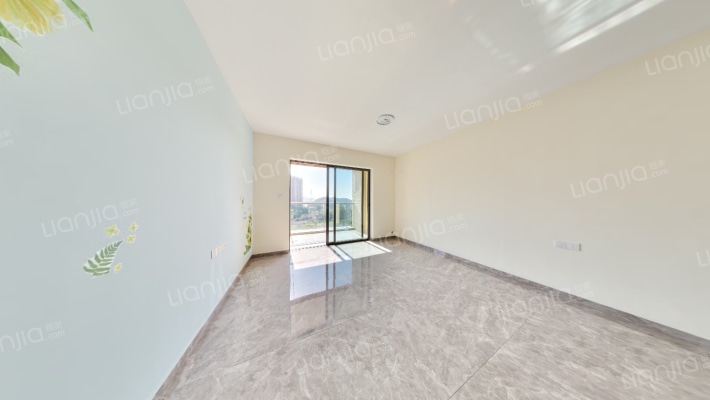 名巨伴山二手房实景图