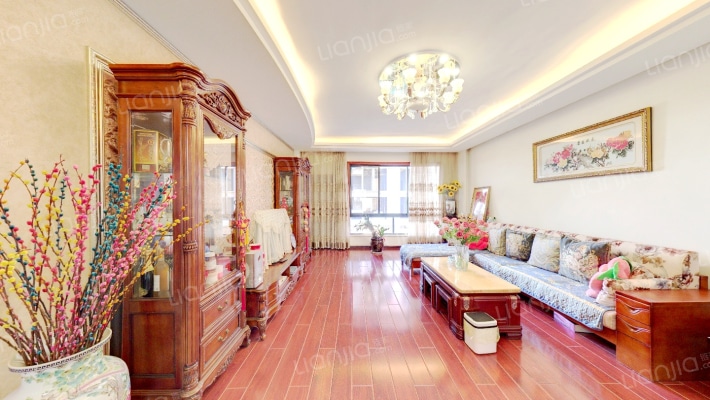 假日湾二手房实景图