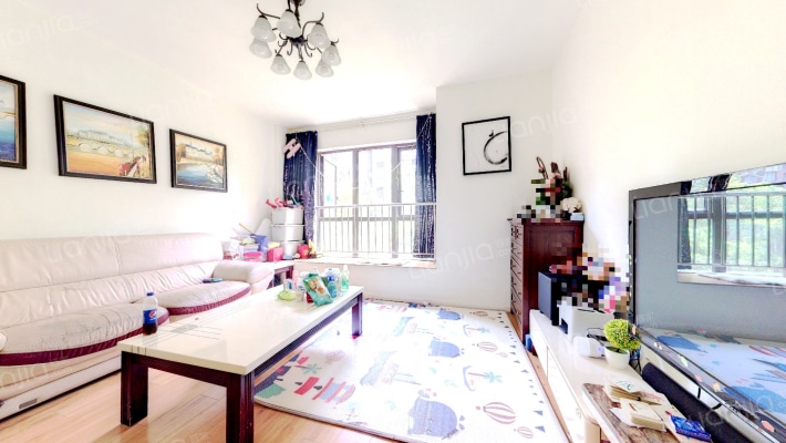 上善天成二手房实景图