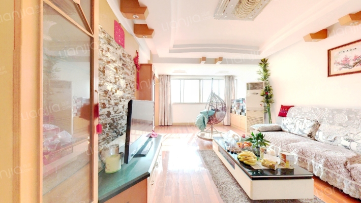 龙凤公寓二手房实景图