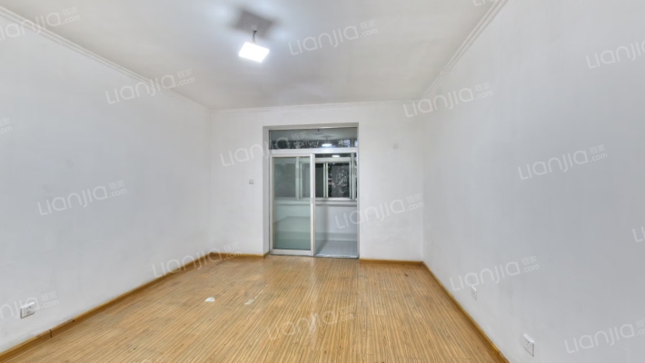 劳动公园家属院二手房实景图