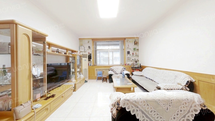 东关生活区二手房实景图