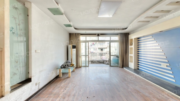 温馨苑AB区二手房实景图