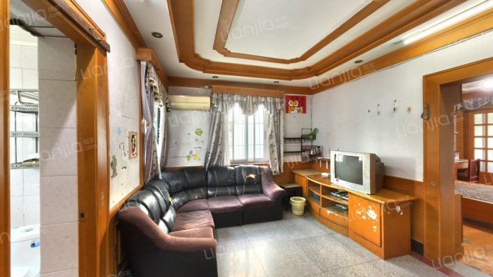 金山新村南区二手房实景图