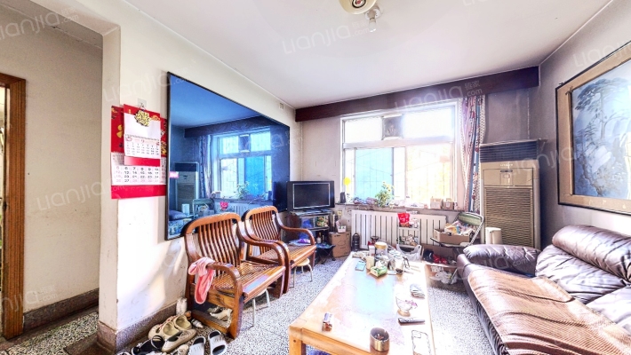 西铁工程集团临潼住宅小区二手房实景图