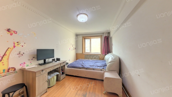 沙曼小区四街区二手房实景图