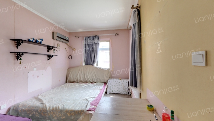 利安里二手房实景图