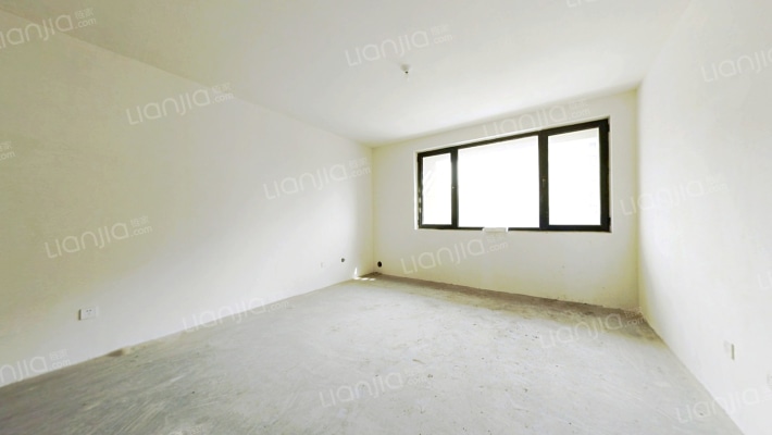 中航绿城理想城玫瑰园二手房实景图