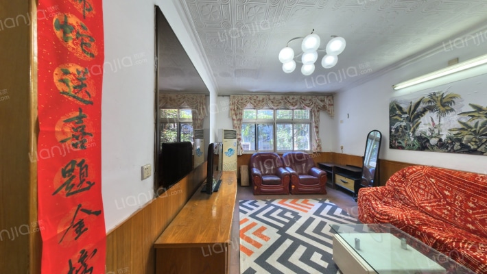 南开中学沙坪坝校区家属楼二手房实景图