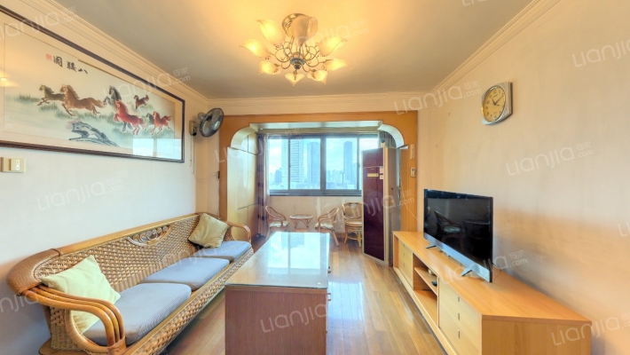 新兴大厦二手房实景图