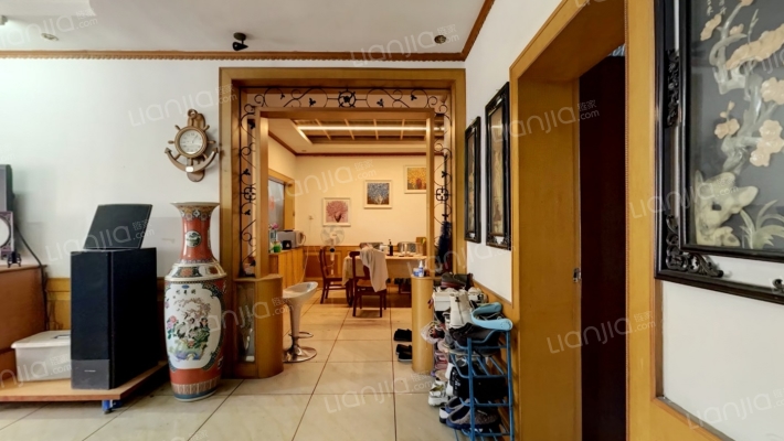 黄金街119号二手房实景图