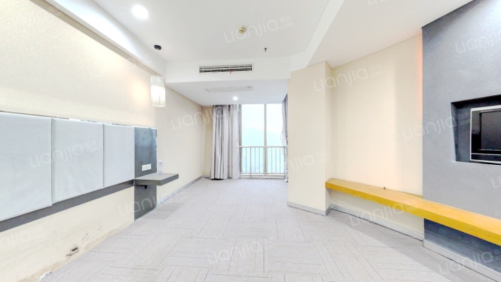卓悦假日酒店二手房实景图