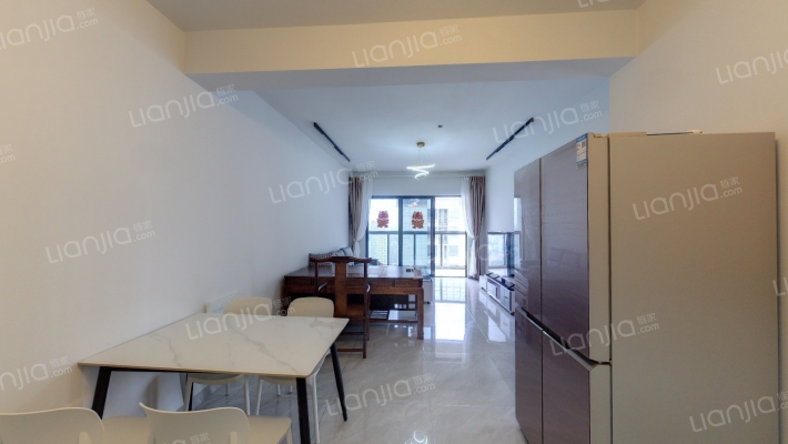 财富国际广场B区二手房实景图