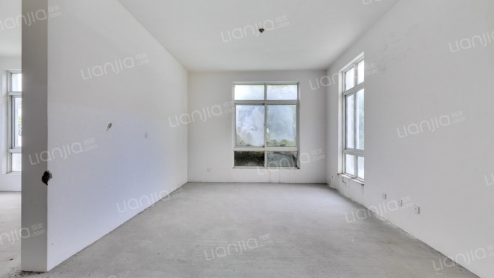 东湖水岸二手房实景图