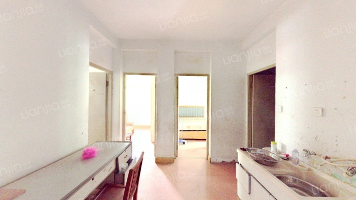 粮油公司宿舍二手房实景图