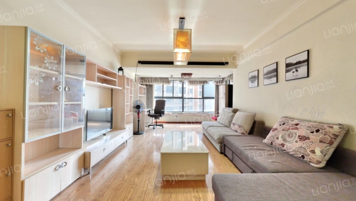 美洲花园棕榈湾二手房实景图