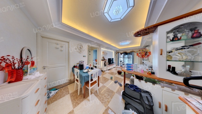 万科翡御郡府二手房实景图