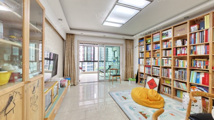 绿都嘉瑞华庭二手房实景图