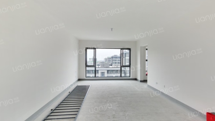 绿城晓月晴川二手房实景图