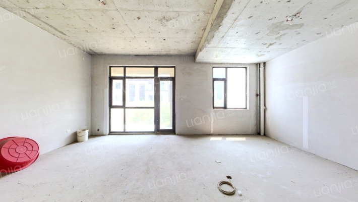 牛驼温泉孔雀城斓泉苑二手房实景图