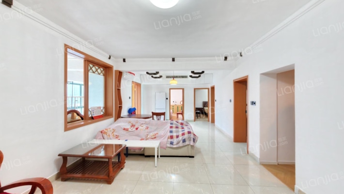 省农发行宿舍楼二手房实景图