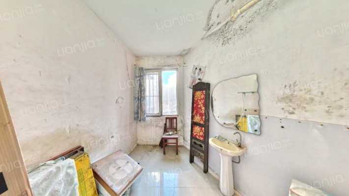 中远颐和丽园二手房实景图