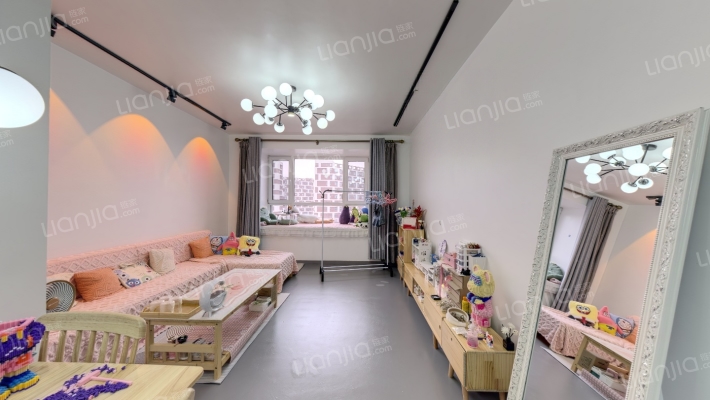 领秀蓝珀湖四期二手房实景图