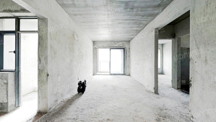 森宇金域阳光二手房实景图