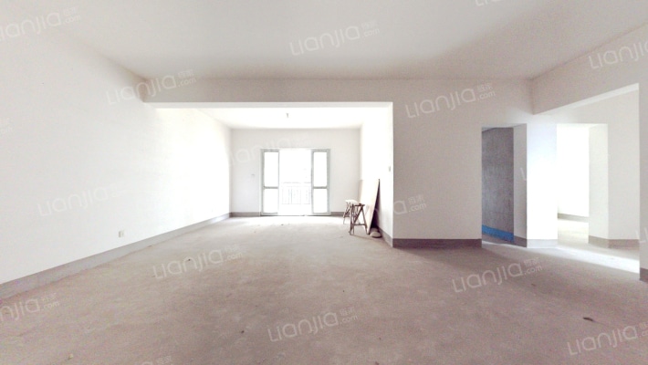 新华书店综合楼二手房实景图